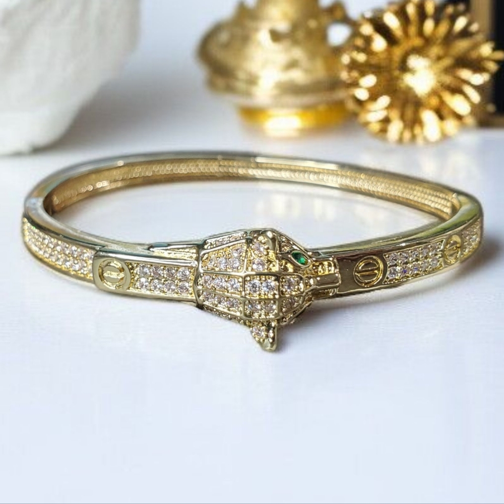 Luxury Panther Love Screw 18k Gold Plated Zircon Crystal Bangle Bracelet - Picture 3 of 5